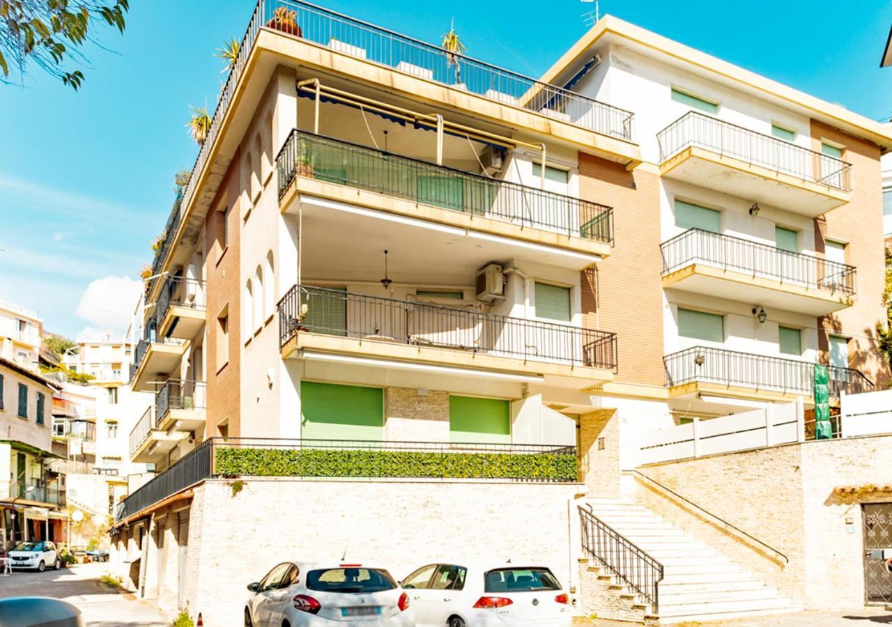 200 Metri Dal Mare Relax Con Ampio Terrazzo Apartment Аласио Екстериор снимка